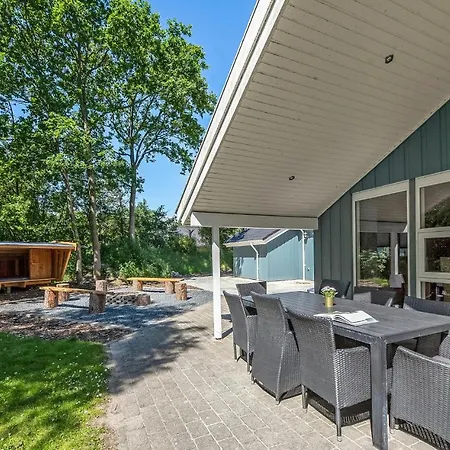 4 Bedroom Stunning In Oksbol * Ovtrup
